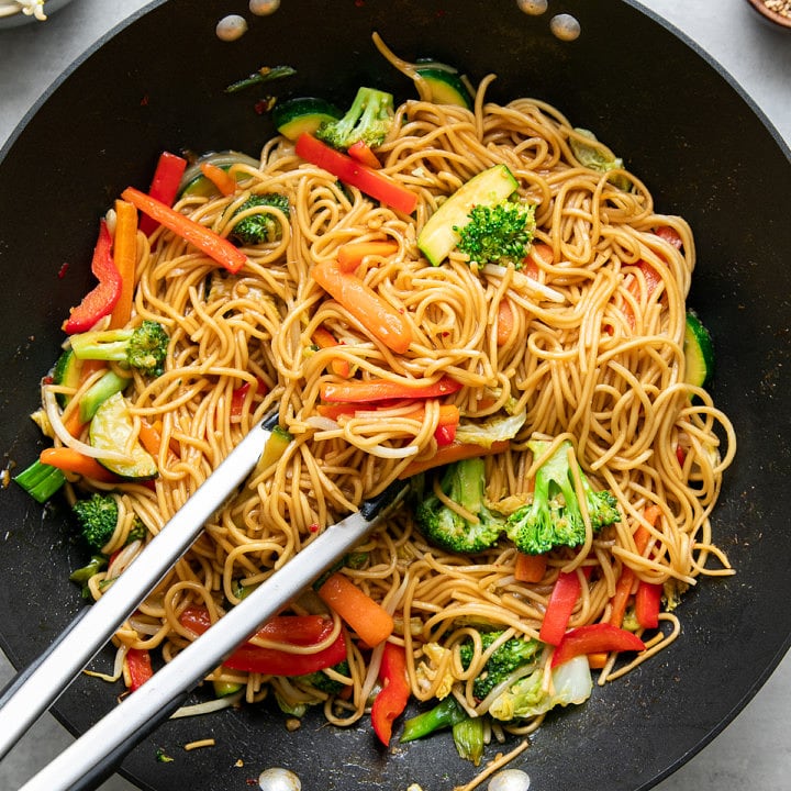 Ramen Noodle Stir Fry (Quick + Easy Recipe) - The Simple Veganista