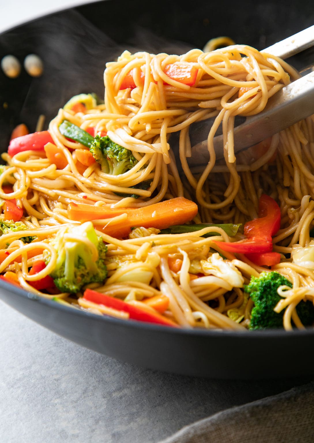 Ramen Noodle Stir Fry (Quick + Easy Recipe) - The Simple Veganista