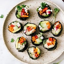 Vegetarian Sushi Recipe (Veggie Spicy Tuna Rolls) - Platings +