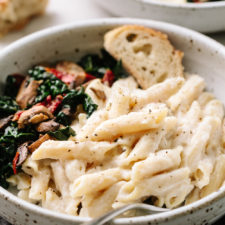 WHITE BEAN & CAULIFLOWER ALFREDO