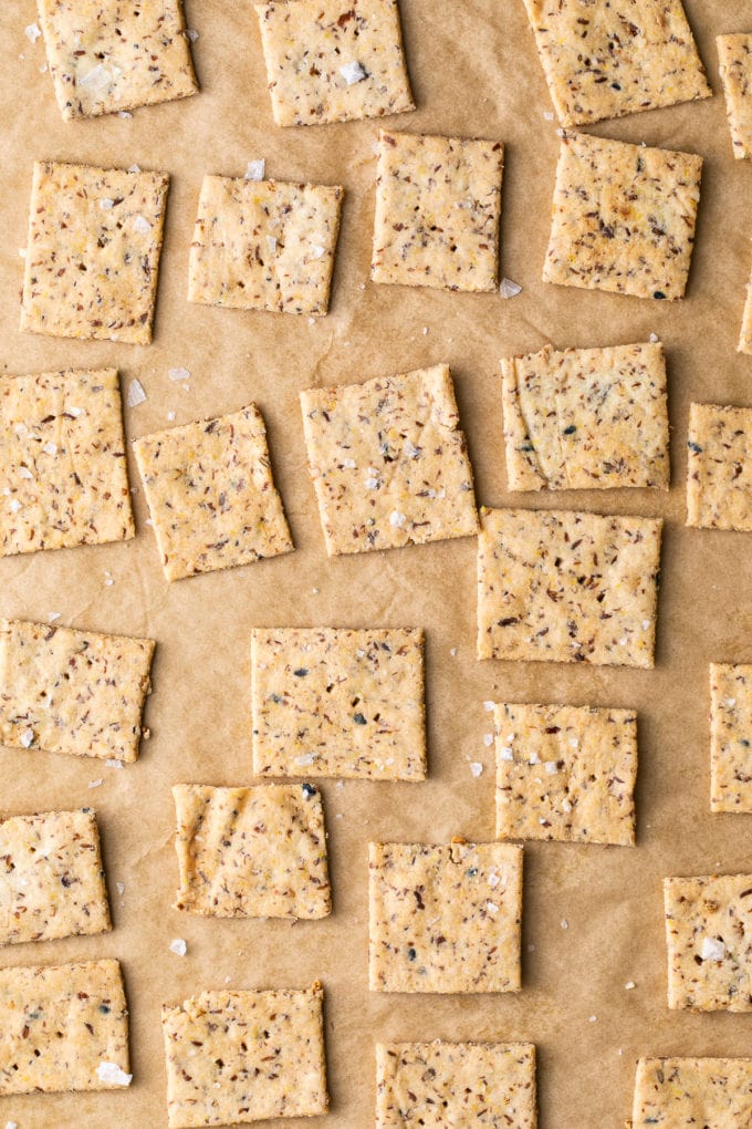 Almond Flour Crackers (4 Ingredients) The Simple Veganista