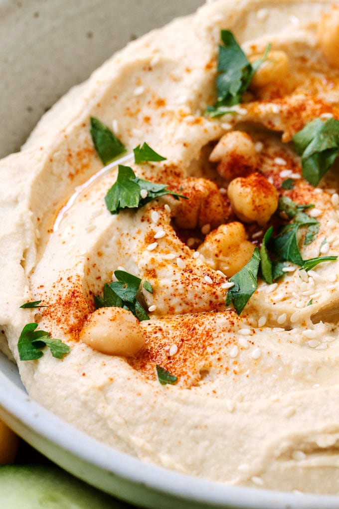 Favorite Hummus Recipe (Easy 5Minute Recipe!) The Simple Veganista