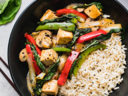 MUSHROOM BELL PEPPER BASIL STIR FRY