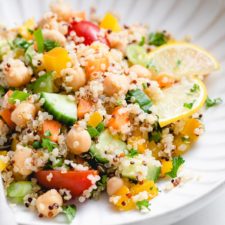 Lemon Quinoa &amp; Chickpea Salad-image