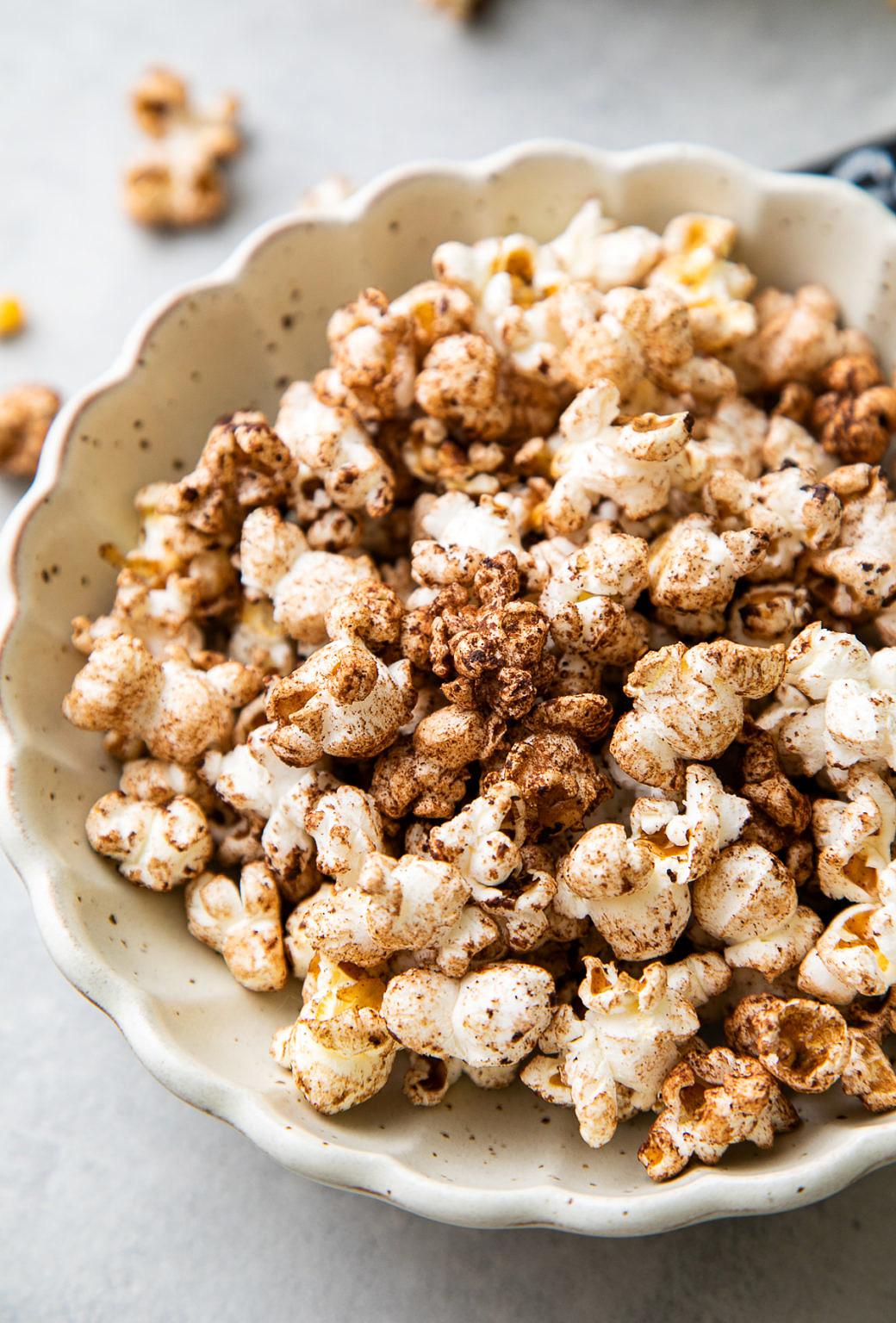 Chai Chocolate Popcorn (Stovetop) - The Simple Veganista