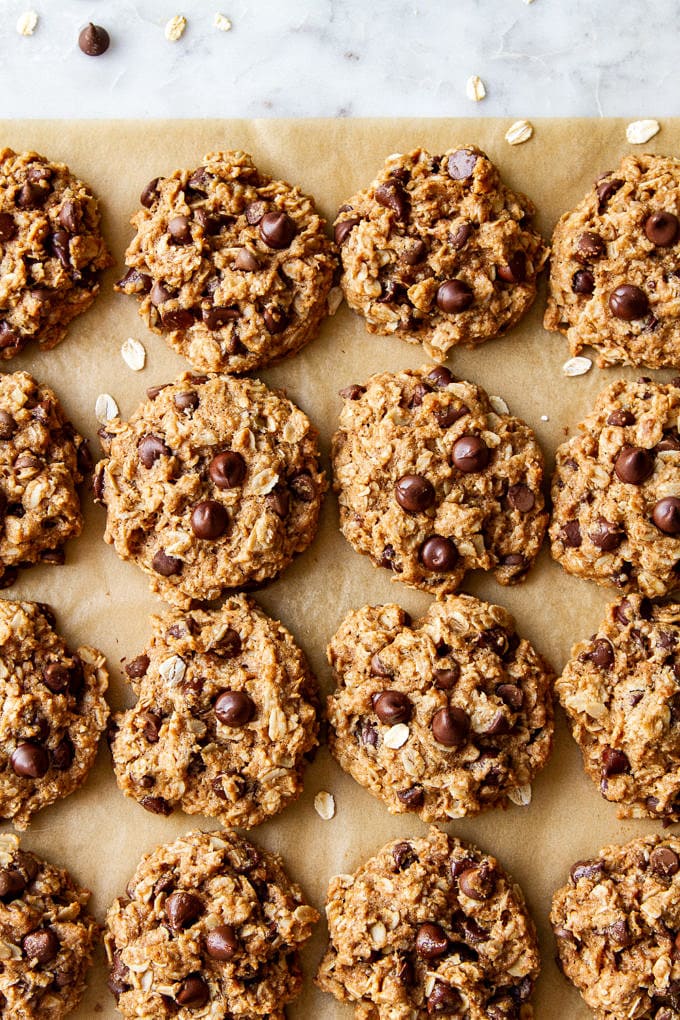 Vegan Oatmeal Chocolate Chip Cookies The Simple Veganista
