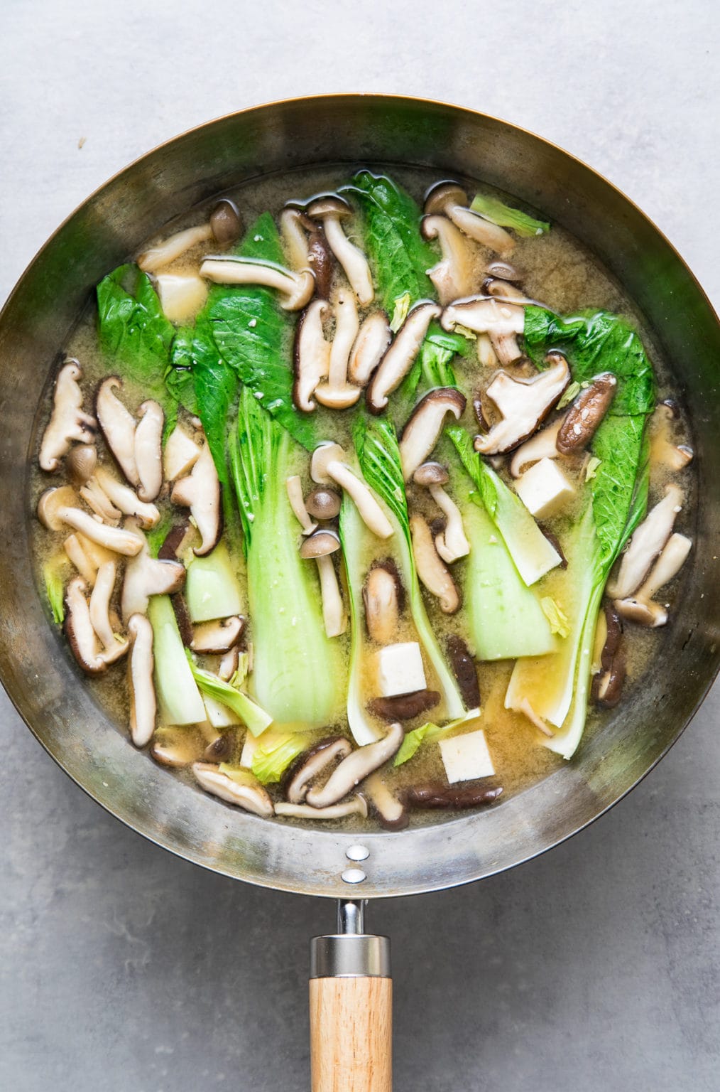 Bok Choy & Wild Mushroom Soba Noodle Soup - The Simple Veganista