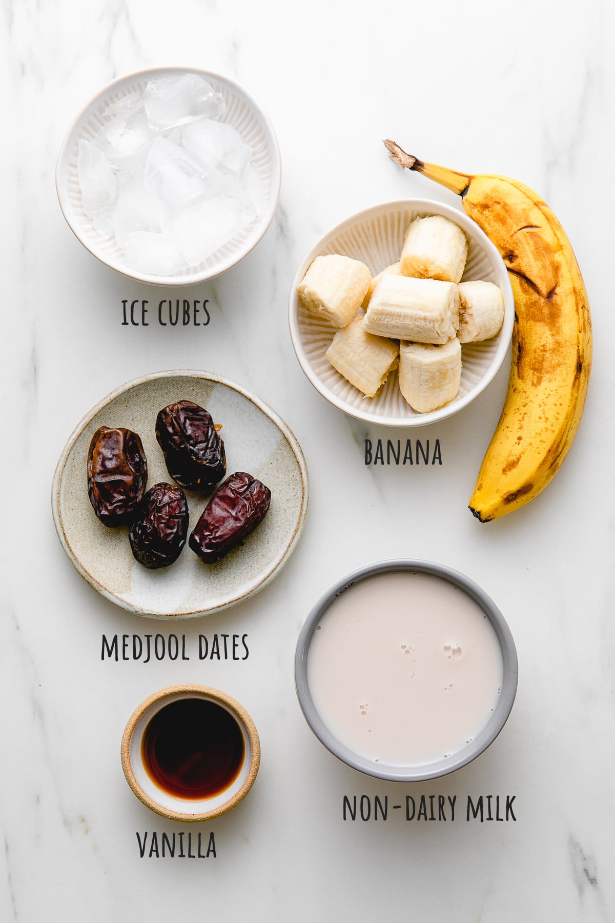 top down view of ingredients used for healthy date smoothie recipe.