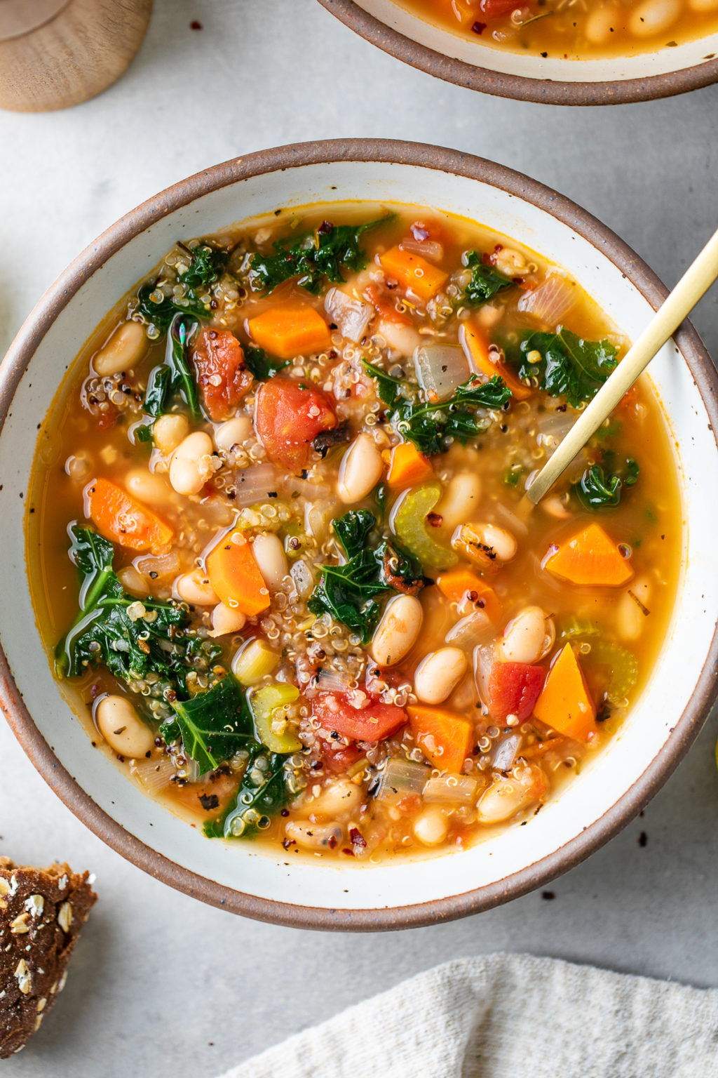 Kale, Quinoa & White Bean Soup (Healthy + Easy) - The Simple Veganista