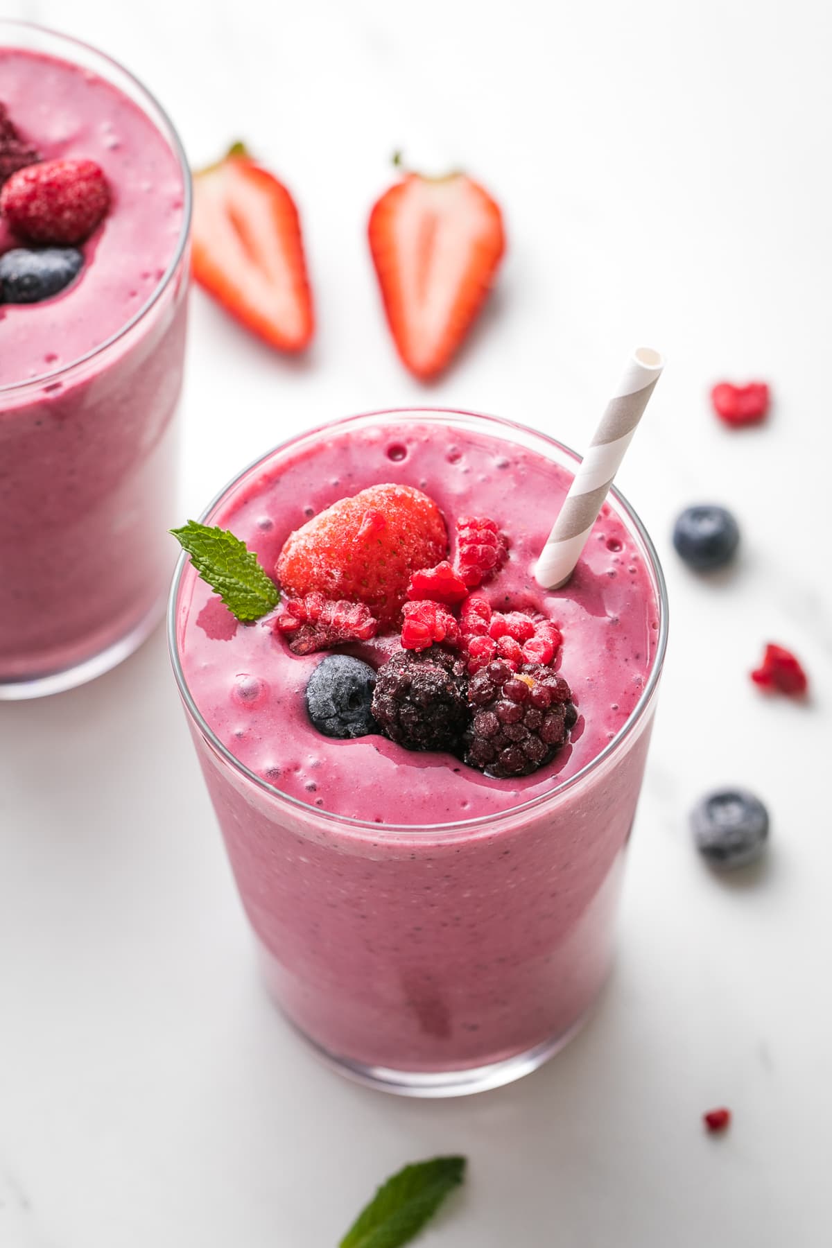 Mixed Berry + Yogurt Smoothie