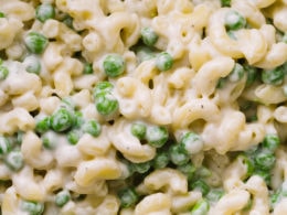 Super Simple Macaroni Cheese - Easy Peasy Foodie