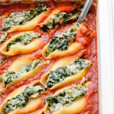 SPINACH & RICOTTA VEGAN STUFFED SHELLS