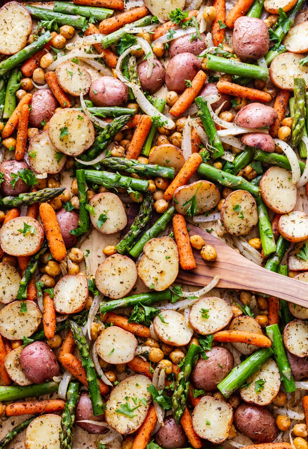 One Pan Sausage and Veggies with Lemon Aioli - The Food Charlatan