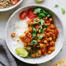 Chana Masala (Quick + Easy)-image