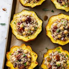 STUFFED ACORN SQUASH WITH QUINOA-image