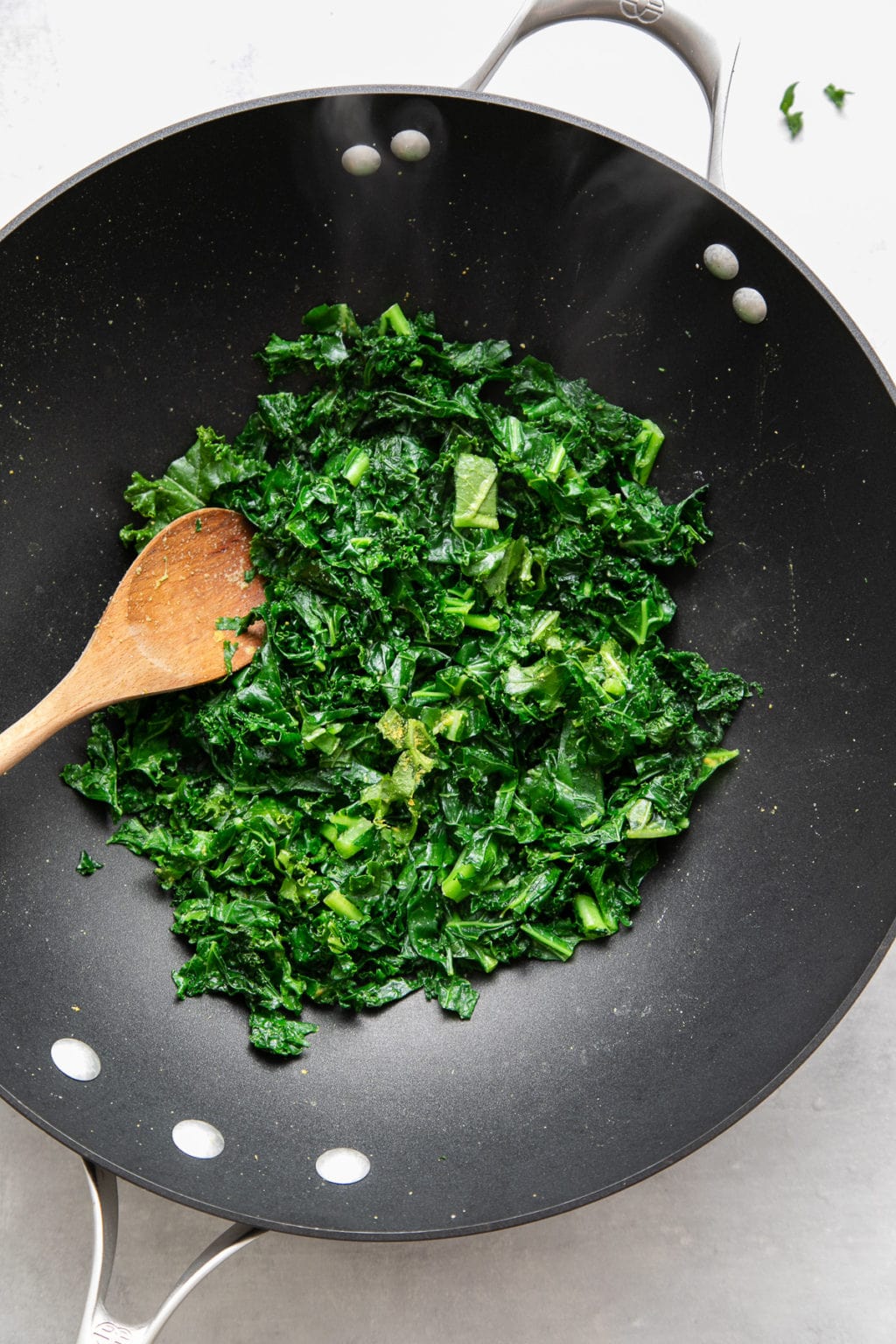 Savory Sauteed Kale (Quick & Easy Recipe) - The Simple Veganista