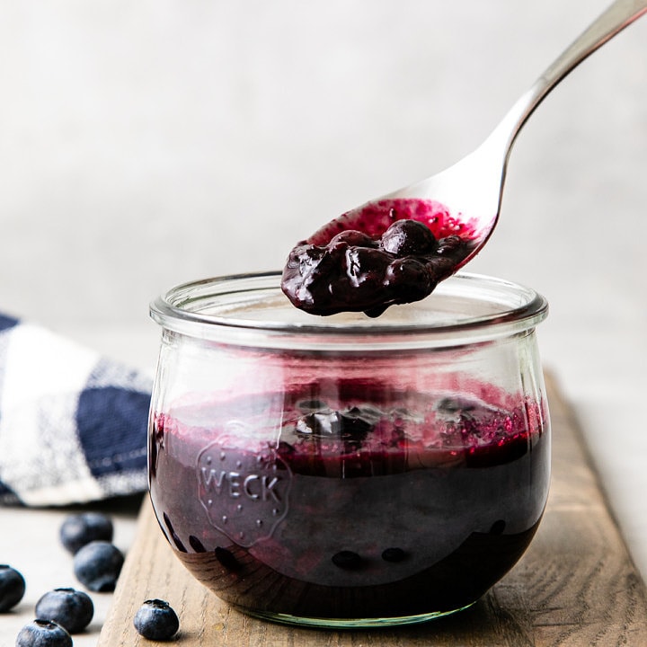 Blueberry Compote (Healthy + Easy Recipe) - The Simple Veganista