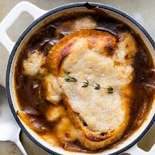 VEGAN FRENCH ONION SOUP